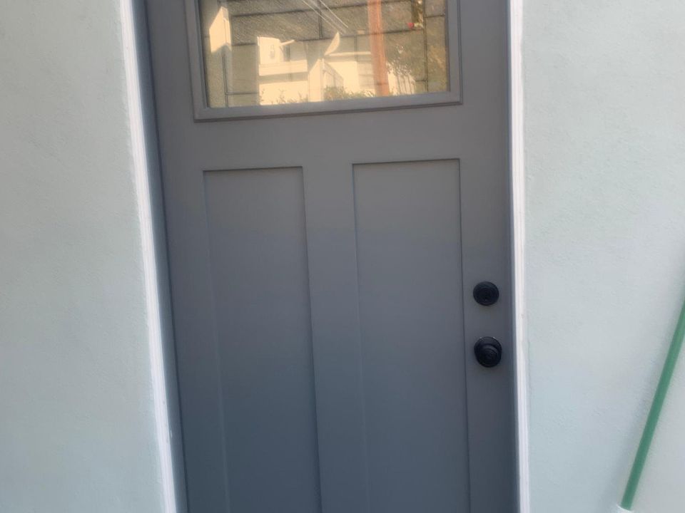 1st image of 118 E I St #B