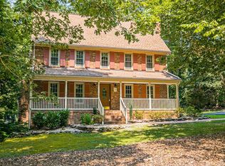 4220 Hunters Ridge Dr, Moseley, VA 23120