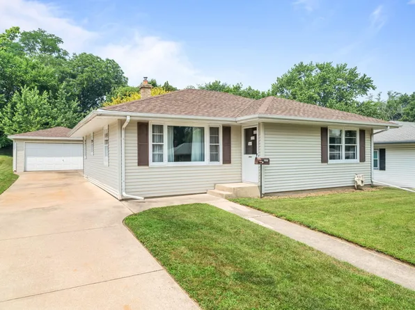 2327 Wisconsin Rd, Rockford, IL 61108