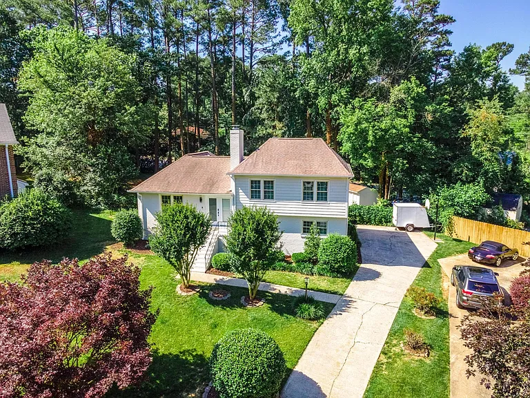 5600 Laniel Ct — Photo 1