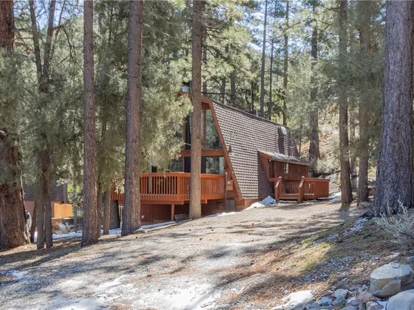 2104 Pinewood Ct, Pine Mountain Club, CA 93222