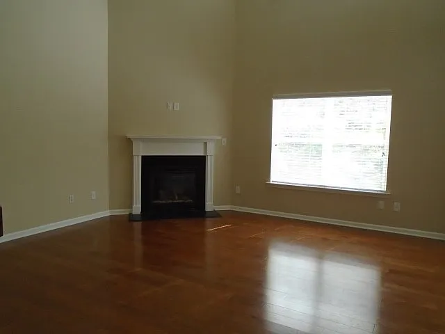 3 bed, 2.5 bath, 1740 sqft, $2,230 — Photo 4