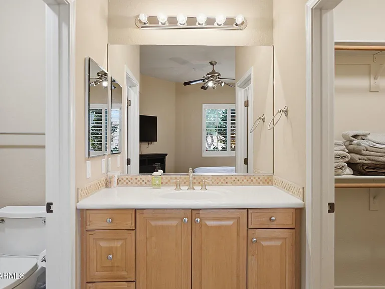 19475 N Grayhawk Dr #1060 — Photo 20