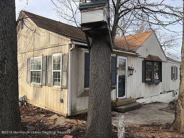 2nd image of 125 Woodland Dr