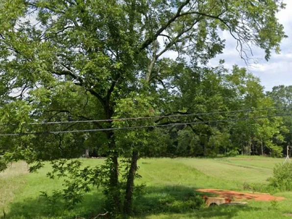 Cedar Cove Rd, Hartselle, AL 35640