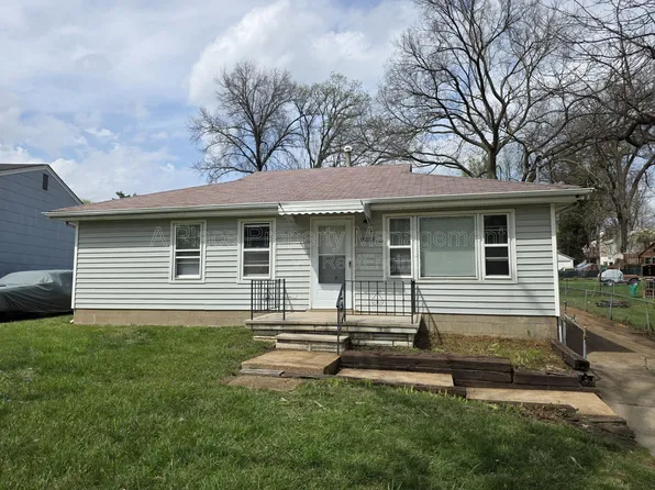 9215 Outerbelt Ct, Saint Louis, MO 63121