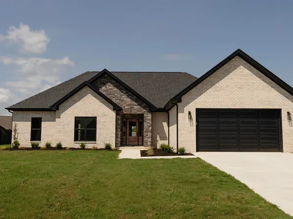 195 Rockwood Dr, Tuscumbia, AL 35674