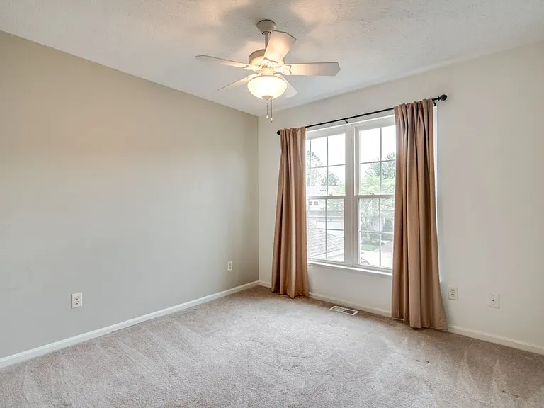 2708 Wyndgate Ct — Photo 37