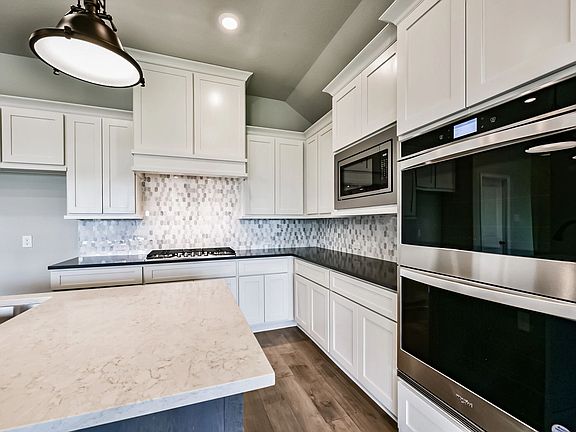 Homesite 1121 kitchen