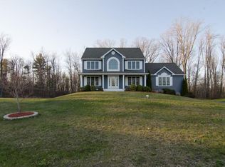 52 Brunelle Dr, Rutland, MA 01543