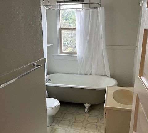 2nd image of 1716B Boylston Ave #306