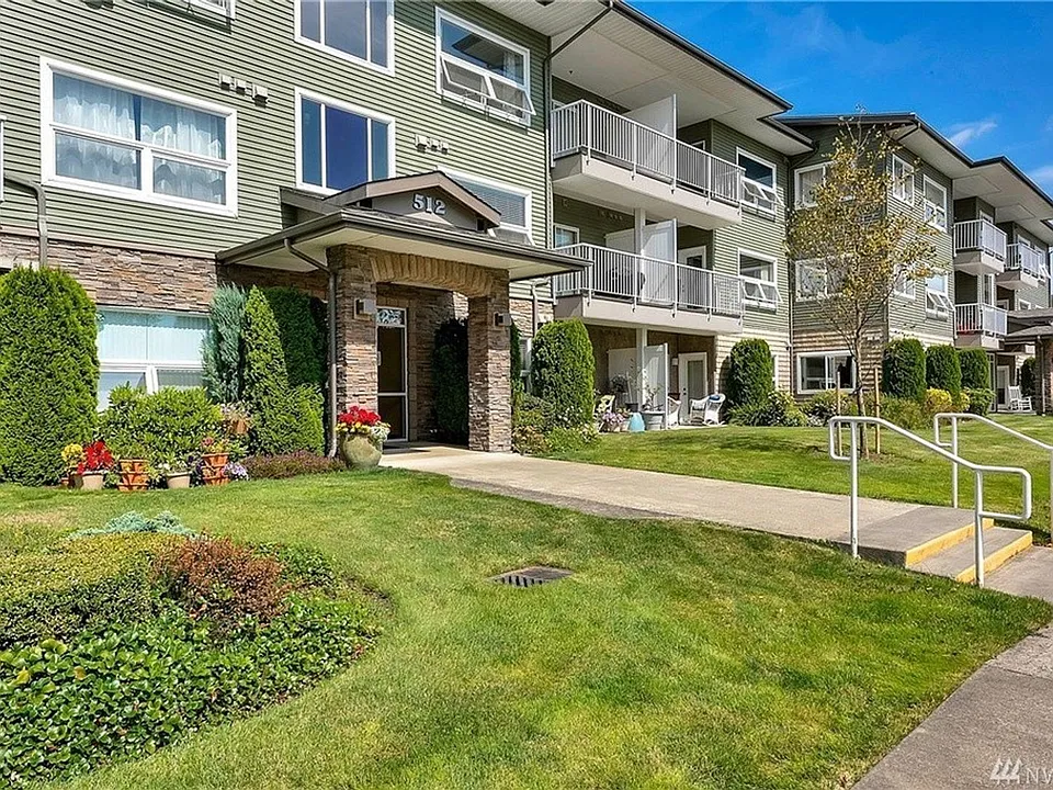 512 Darby Dr #211