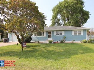 1024 E Sunset Ave, Grand Island, NE 68801