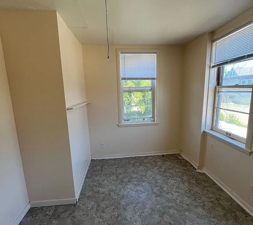 3240-3242 W. National Ave. (Store Front & Rooming House)