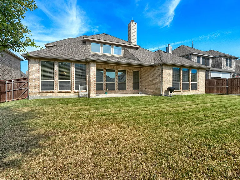 14175 Wheatfield Ln — Photo 38