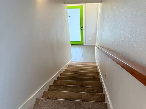 2nd image of 406 & 410 N Alberta St #406A