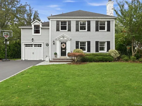 60 Kenwood Road, Garden City, NY 11530