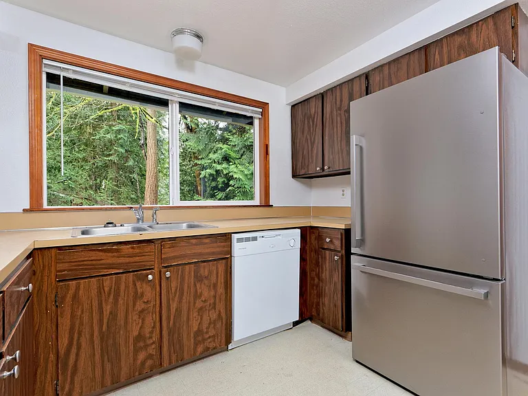 4325 Ridgewood Ln NW — Photo 13