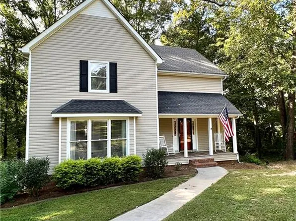 112A Garden Hill Dr, Calhoun, GA 30701