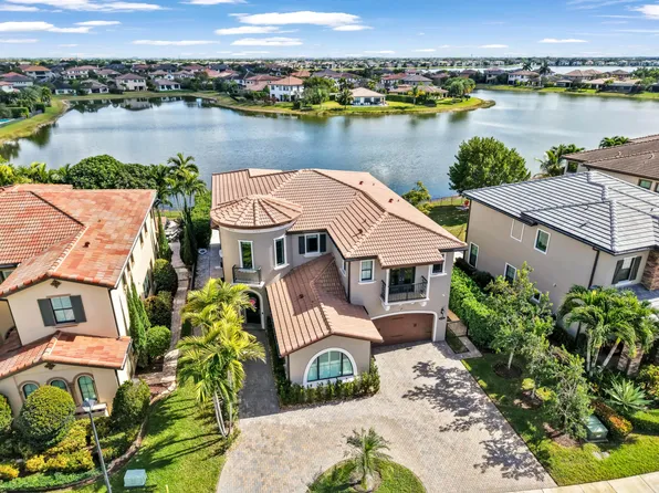 9040 W Watercrest Cir Circle W, Parkland, FL 33076