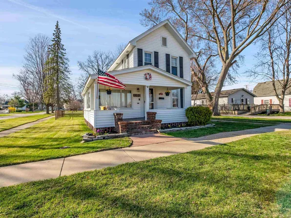 1103 Saint Clair Blvd, Algonac, MI 48001