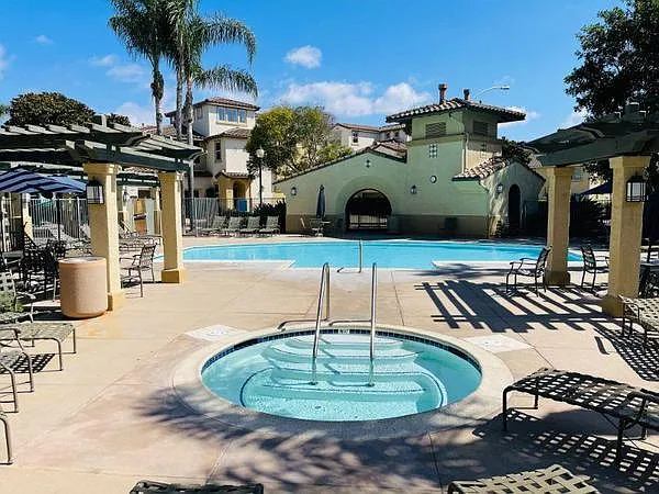 4012 Backshore Ct #1 — Photo 39