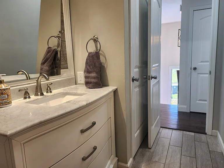 2302 Sherwood Dr — Photo 25