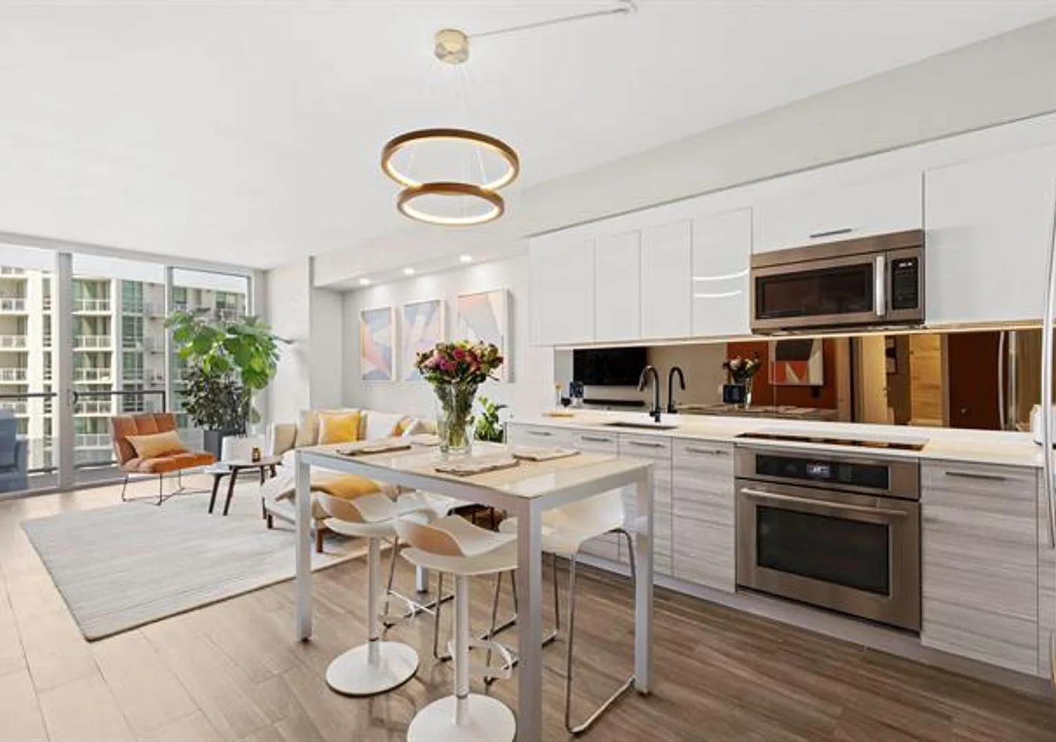 1300 Brickell Bay cu-2105, Miami, FL 33131 — Photo 1