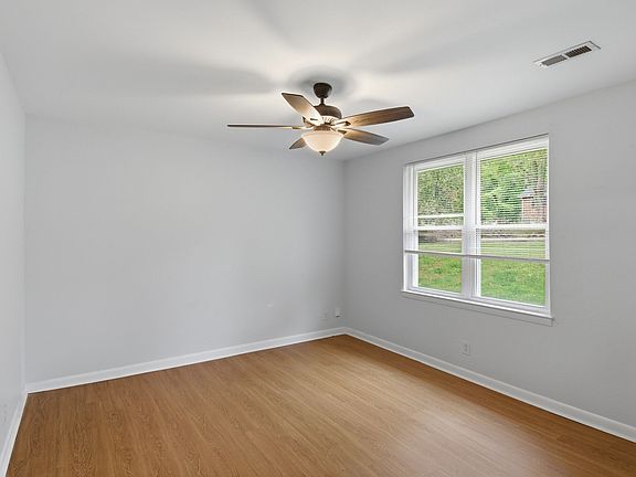 3rd image of 7222 Timberlane Dr