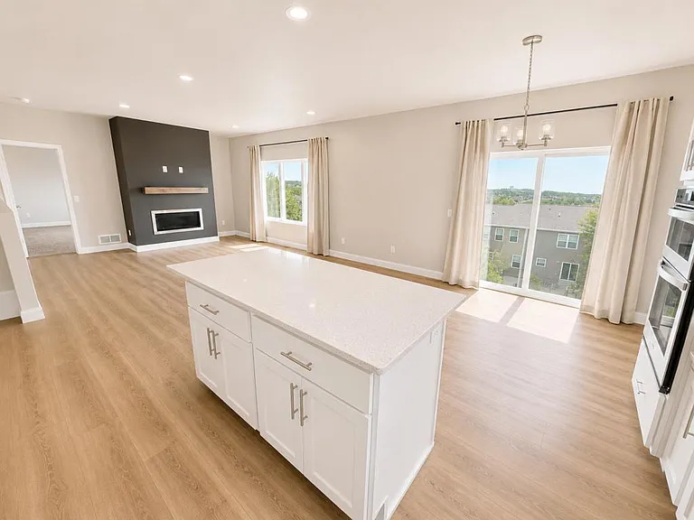 4810 Cornice Dr — Photo 4