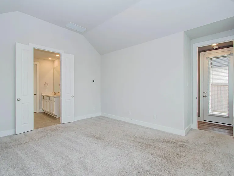 14910 Mossycup Spur Way — Photo 20