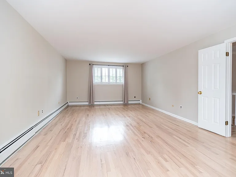 38 Chestnut Valley Dr — Photo 22