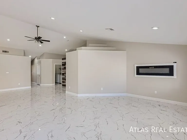 7824 White Grass Ave — Photo 7