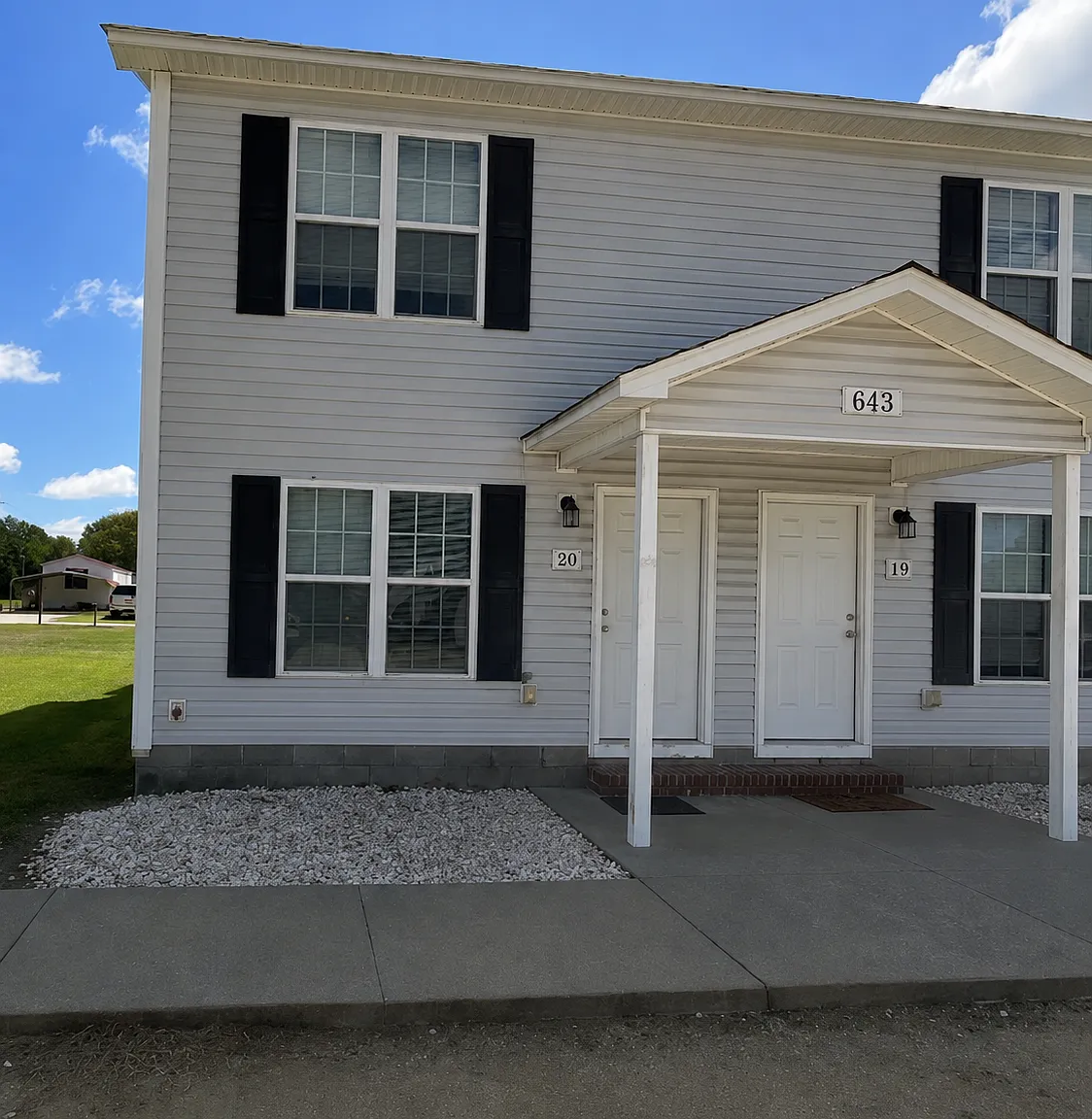 2 bed, 1.5 bath, 960 sqft, $1,000 — Photo 1
