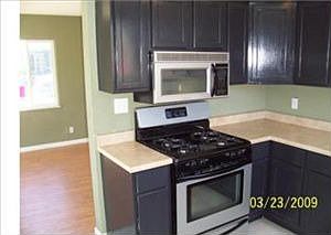 4th image of 1533 S Monterey Ave
