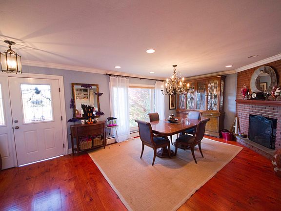4th image of 642 Linda Ave
