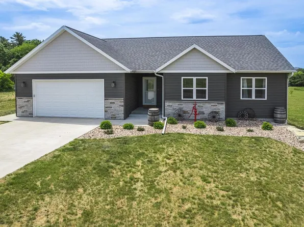 E7997 Quail Meadow Lane, Reedsburg, WI 53959