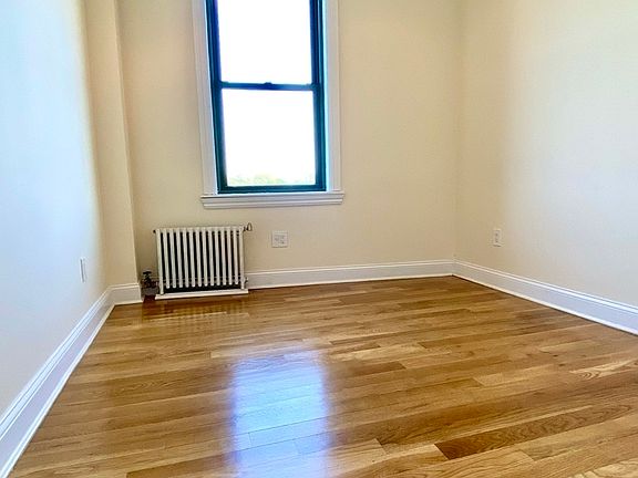 4th image of 542 E 79th St APT 3M