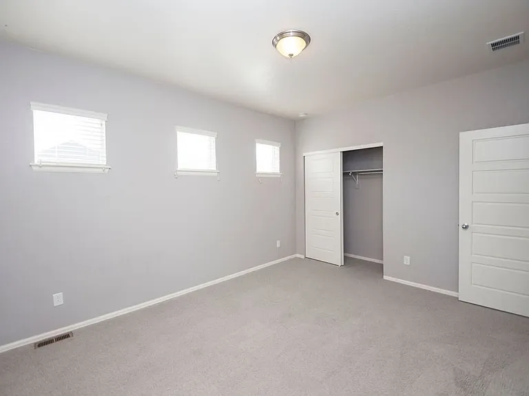2121 Cutting Horse Dr — Photo 44