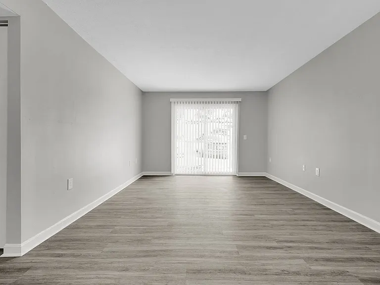 St. Anthony Gardens Apartments — Photo 34