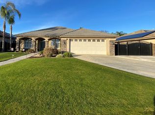 12606 Molokai Dr, Bakersfield, CA 93312