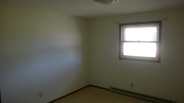 2 bed, 1100 sqft, $1,100 — Photo 3