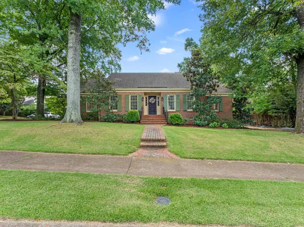 4611 Shady Grove Rd, Memphis, TN 38117
