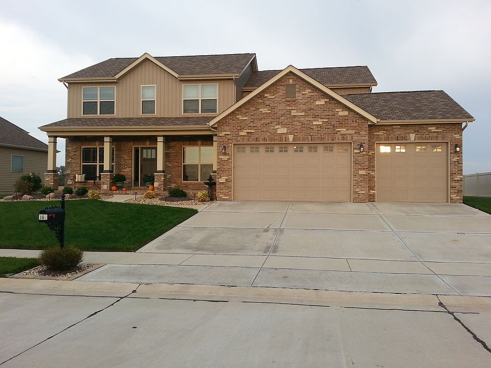 1st image of 300 Oakshire Ct