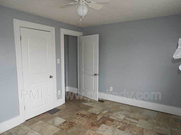 5th image of 2203 1/2 E New York St