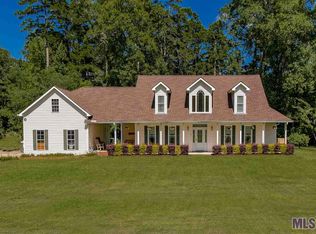 28400 Magnolia Dr, Walker, LA 70785