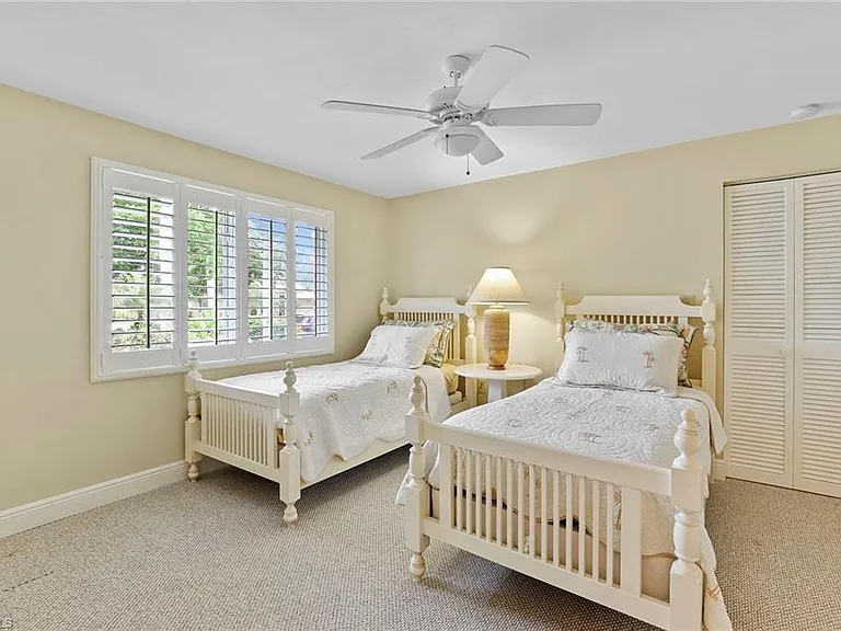 675 Harbour Dr — Photo 22