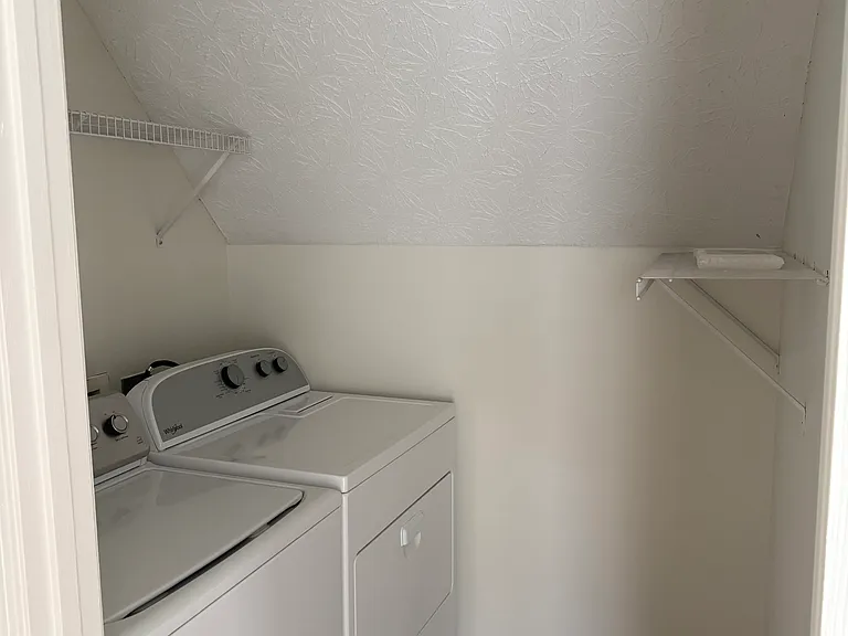 719 Colony Village Way — Photo 31