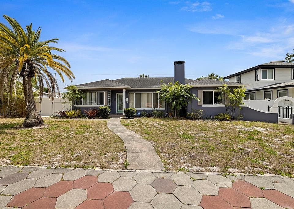 1st image of 4024 1ST AVENUE N