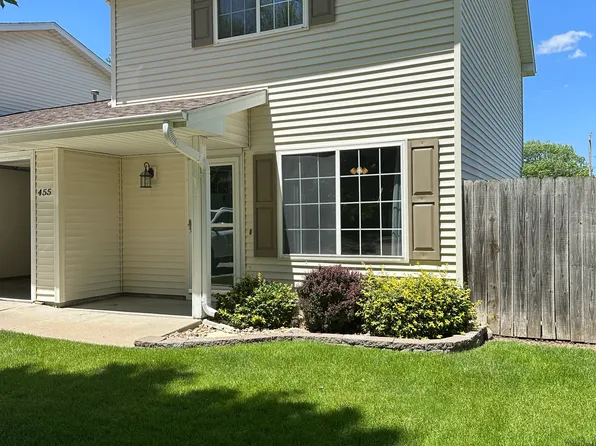 455 NW 5th St, Earlham, IA 50072